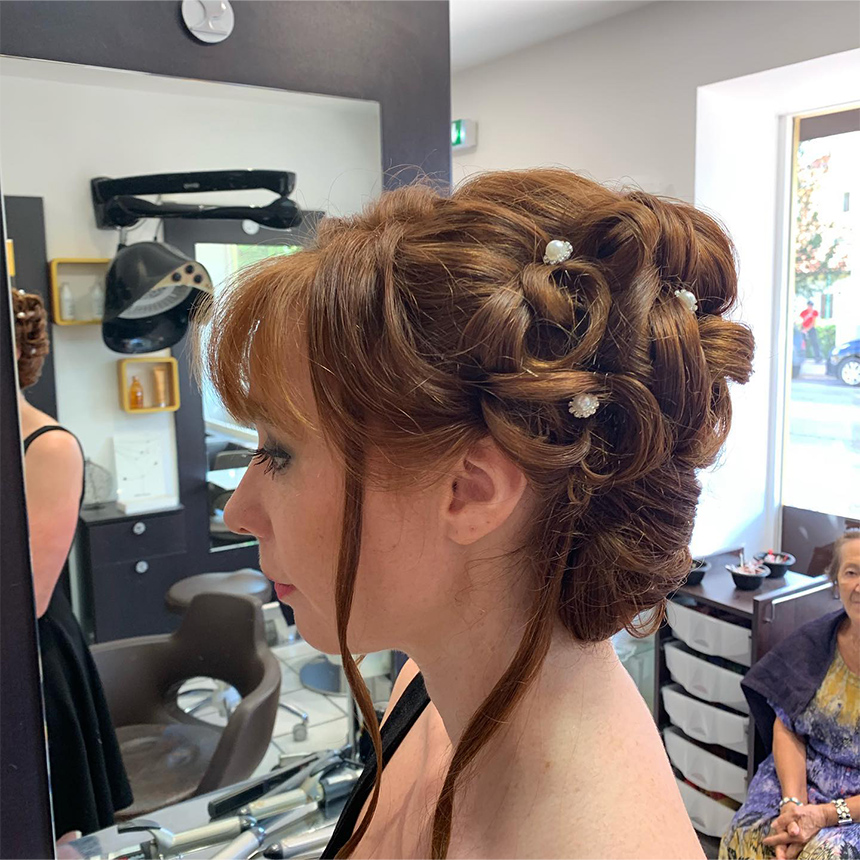 salon de coiffure menton-coloration roquebrune cap martin-lissage monaco-coupe de cheveux castellar-coiffeuse beausoleil-coiffeur gorbio