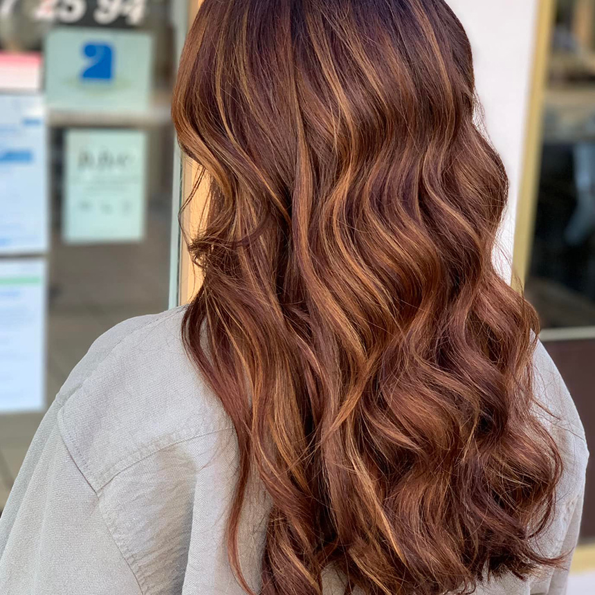 salon de coiffure menton-coloration roquebrune cap martin-lissage monaco-coupe de cheveux castellar-coiffeuse beausoleil-coiffeur gorbio